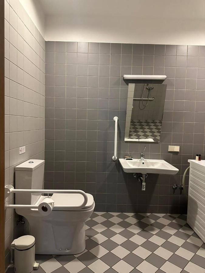 Le Port Boutique Apart Hotel Batoemi Buitenkant foto