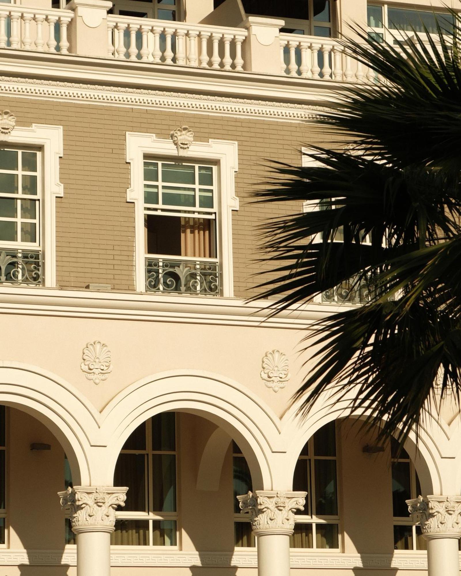 Le Port Boutique Apart Hotel Batoemi Buitenkant foto